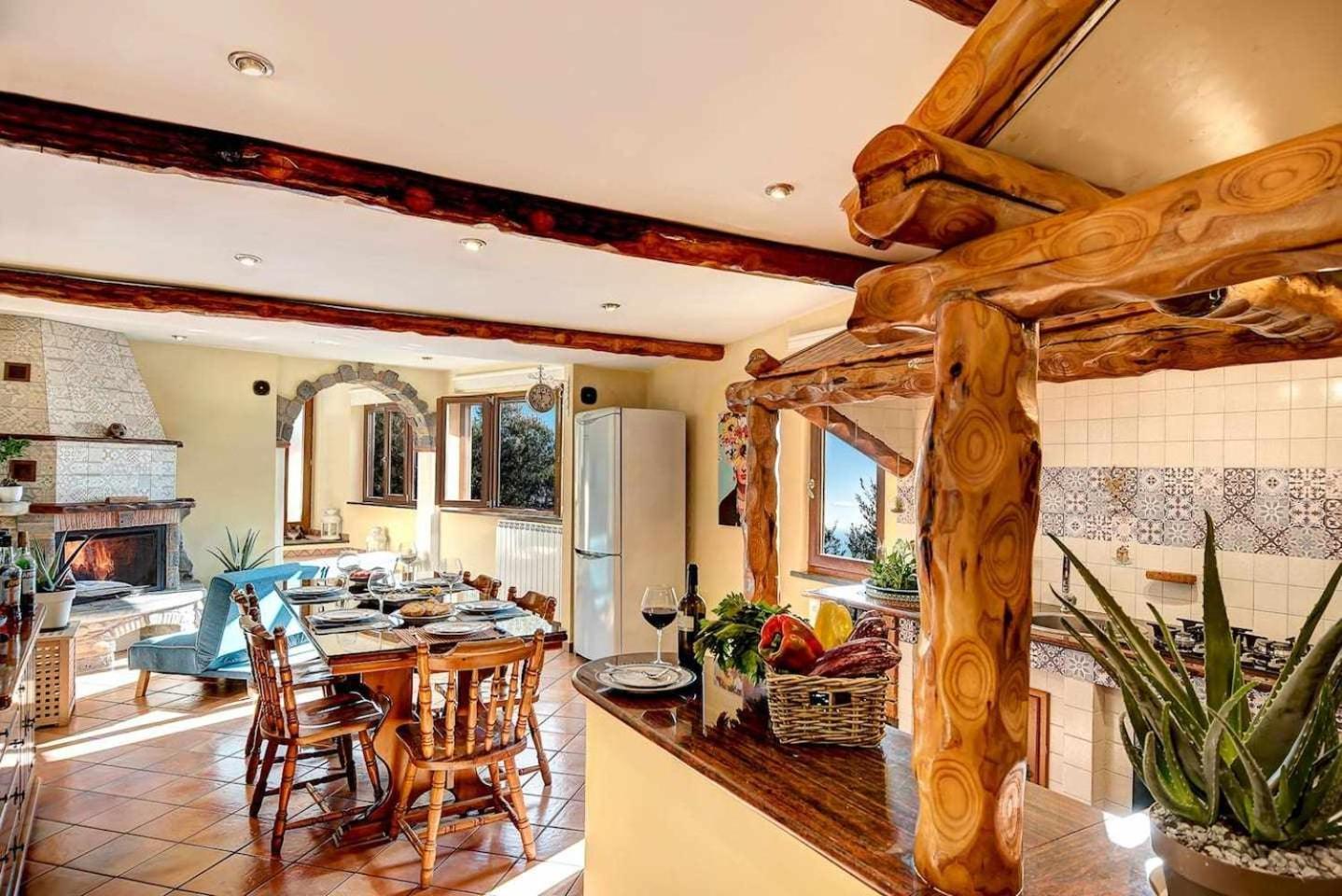 מסה לוברנסה Villa Islamorada Pool And Sea View מראה חיצוני תמונה